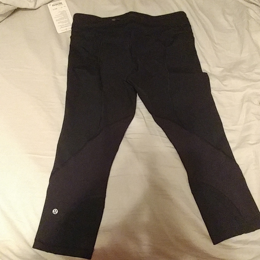 Lululemon Inspire Crop yoga pants